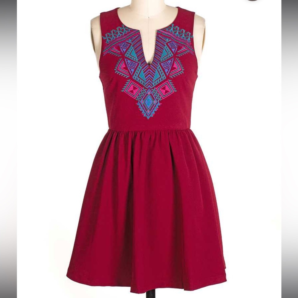 EVERLY ALENA EMBROIDERY SKATER DRESS, red, size small
